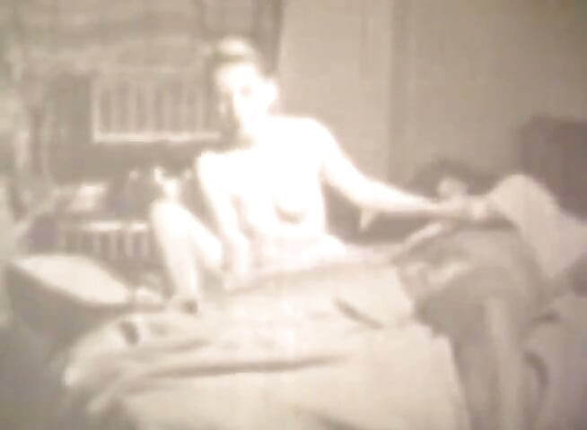 Sexy Vintage Action with Stunning Babe