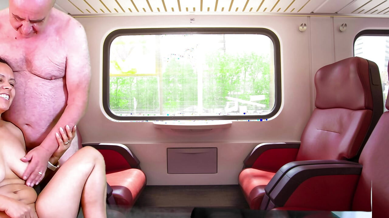 Heiße Fahrt im Zug mit Agarabas und Olpr