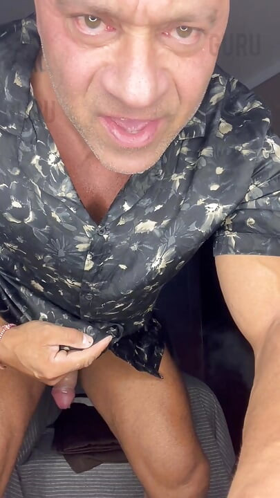 Mr Guru Bodybuilder Stepdaddy Jerked off.wank