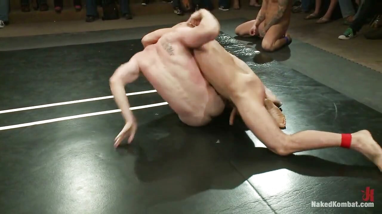 Intense Live Tag-team Match!