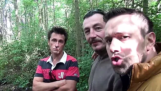 Versautes mädchen zu dritt geknallt