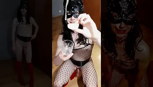 Kendi dölle bukkake