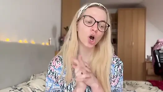 Paypig Living on $30 a Month After I Rinsed Him Dry