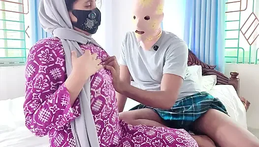 Hijabi Lonely Milf looking for attention