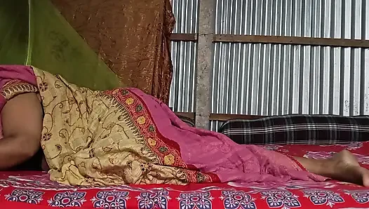 Stiefschwester teilt bett mit bösem stiefbruster