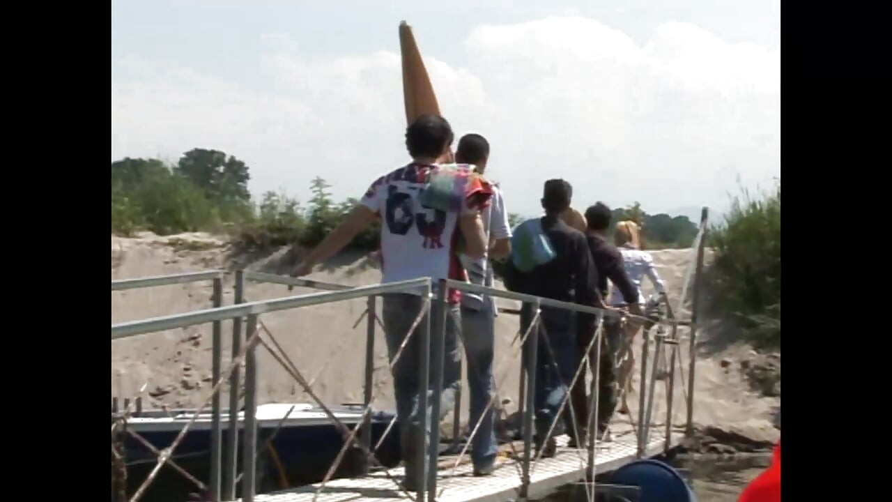 Outdoor Sex with the Blonde Slut in Heat!