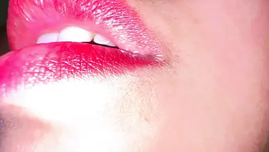 Eid: Tamil büyük uzun boylu Müslüman ateşli evli kadın ofisten sonra tek başına evde tamamen çıplak dinleniyor ve asılı sütlü göğüslerini ve büyük götünü ve göbeğini gösteriyor