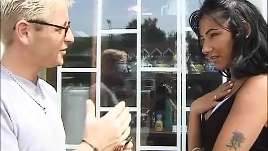 Фетиш-секс с клизмами и многое другое