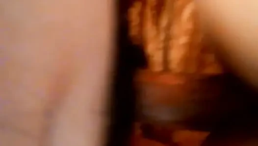 sempit, nyaman, dan menetes, lubang kecil paling kering