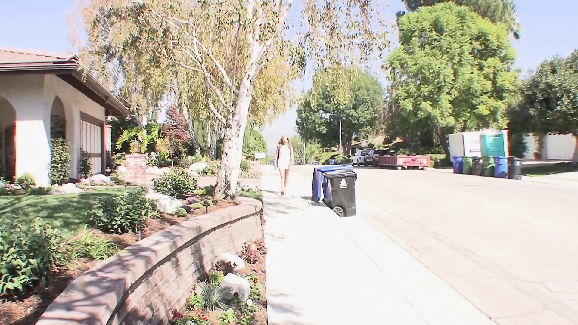 Older guy manages to fuck a stunning blonde teen picked up from the street