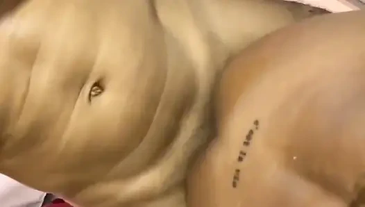 Seks Di Kamar Mandi Dengan Kekuatan