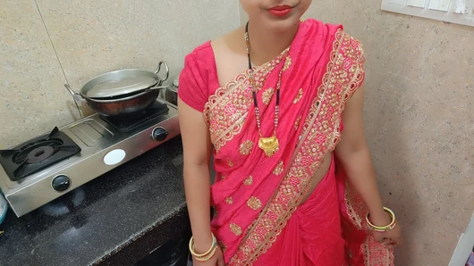 Hot indian desi bhabhi ko phali baar choda muskaan bhabhi ki newly Saadi ke baad boyfriend ne badroom me choda mms leak 