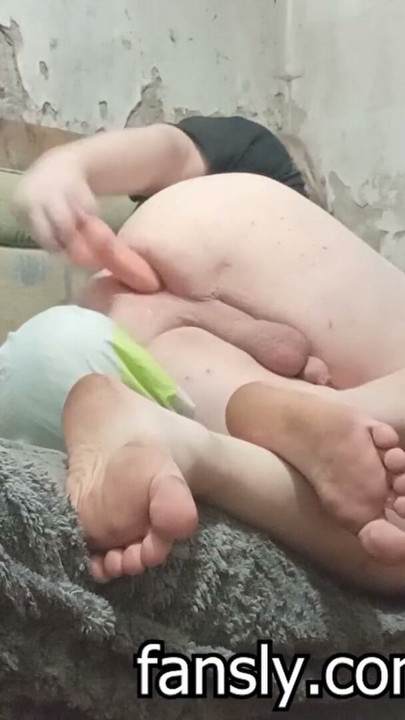 First time penetrating myself since january | Clip 1