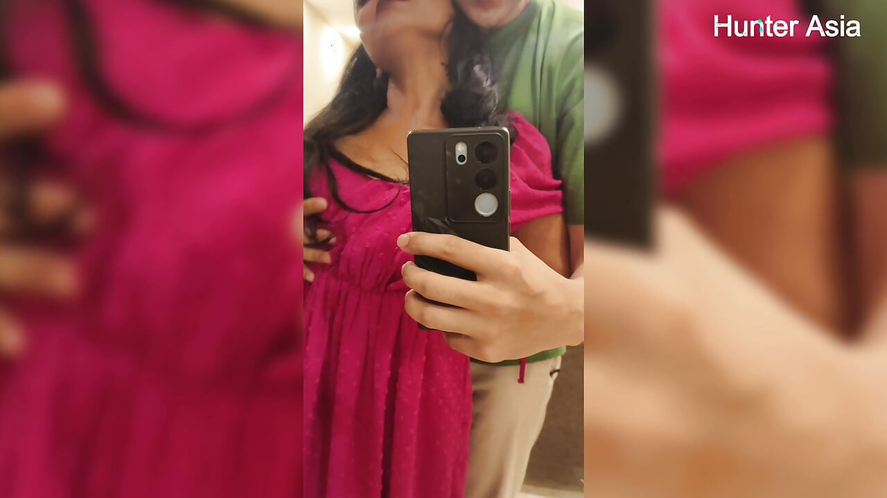Tante seksi ini nggak tahan lagi waktu kamera lagi nyala