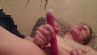 wife masturbating and cumming