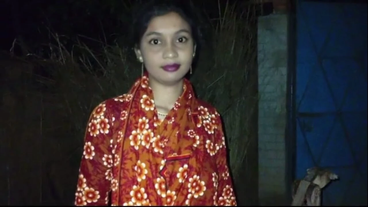 real desi village plays grill on the street from the village cheating on husbands, real desi girl loves to give bangla audio for real