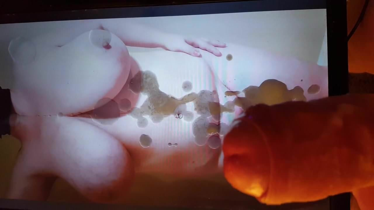 Homenagem a porra para a usuária Lateshay e seus peitos grandes