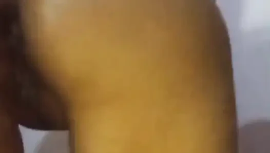 Sri Lankalı kız arkadaş büyük sütlü göğüsler