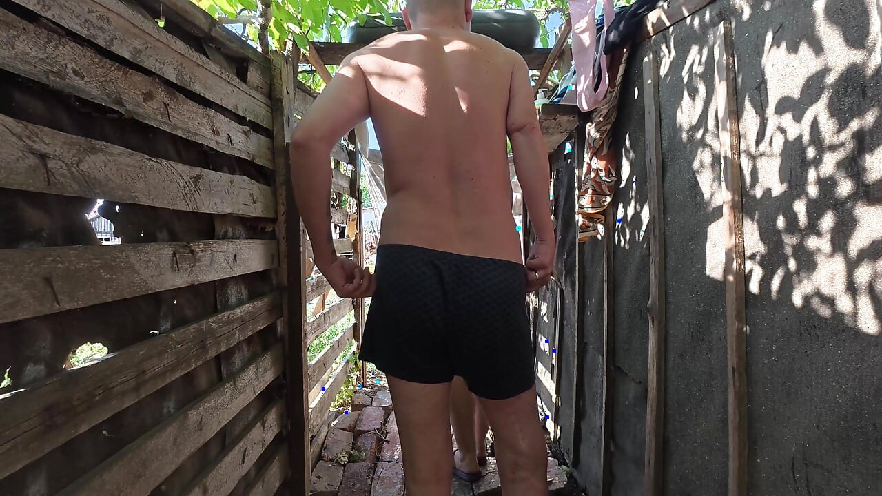 Voyeur 4K Outdoor Shower Chubby Girl Big Tits & Huge Cock Couple Amateur