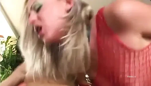 Memek sempit franco roccaforte dientot habis-habisan sama kontol besar pria kulit putih