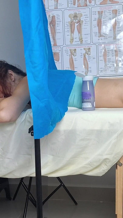 ผัวชอบให้เมียมีชู้พาเมียตรวจตูดที่นรีแพทย์