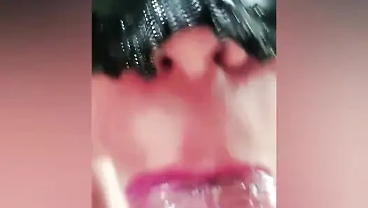 İtaatkar bebek yarak istiyor