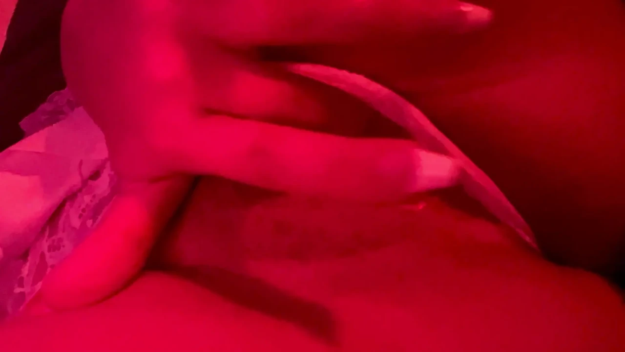 I love finger fucking myself