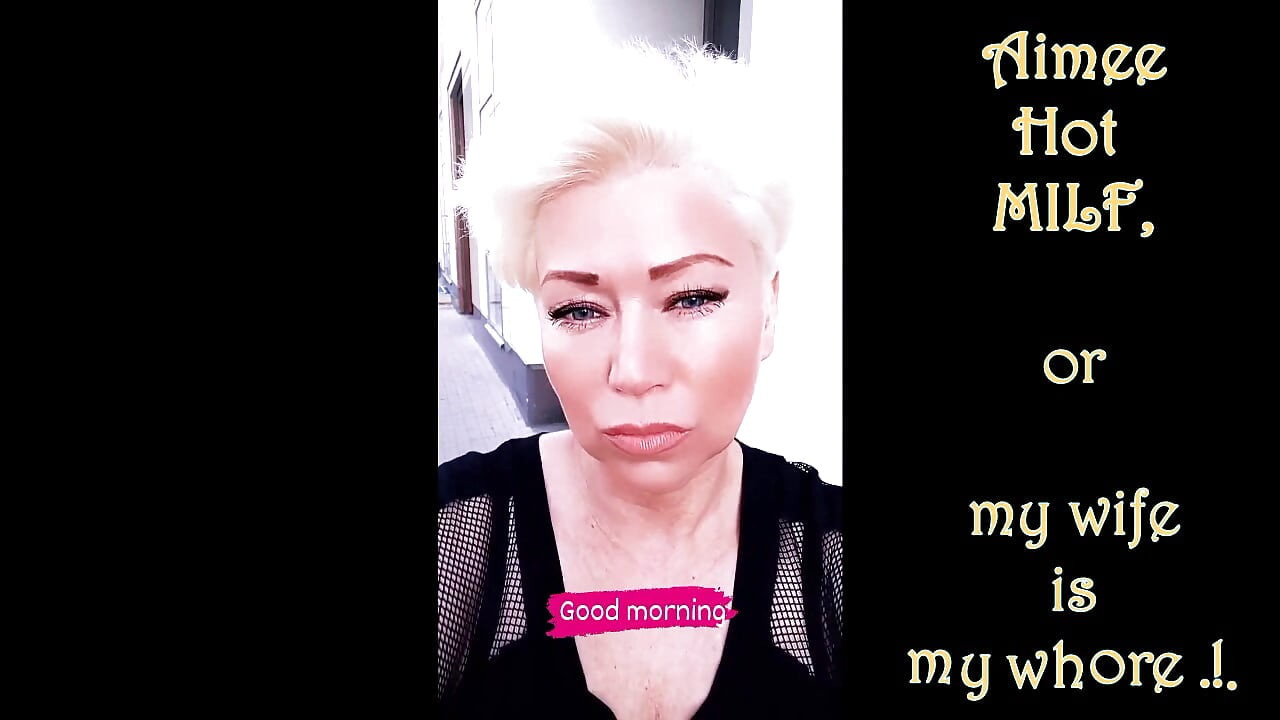 Τίποτα δεν κοσμεί μια ώριμη γυναίκα όσο ένας δονητής στο υγρό μουνί της .!. ))