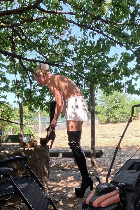 Cranking in Sexy Platform Shoes Lawn Mower & Car Wont Start