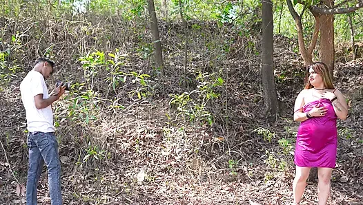 Подруга хочет хардкорный секс после аутдоора, фотосессия с ясным хинди аудио