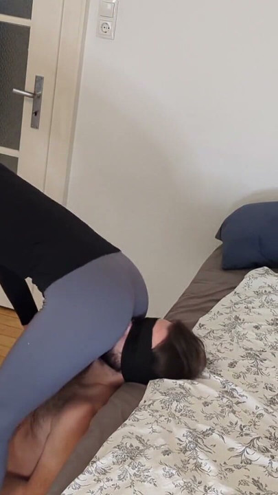 Facesitting, Smothering and Stinkface - Kiss my Ass loser! | Clip 1