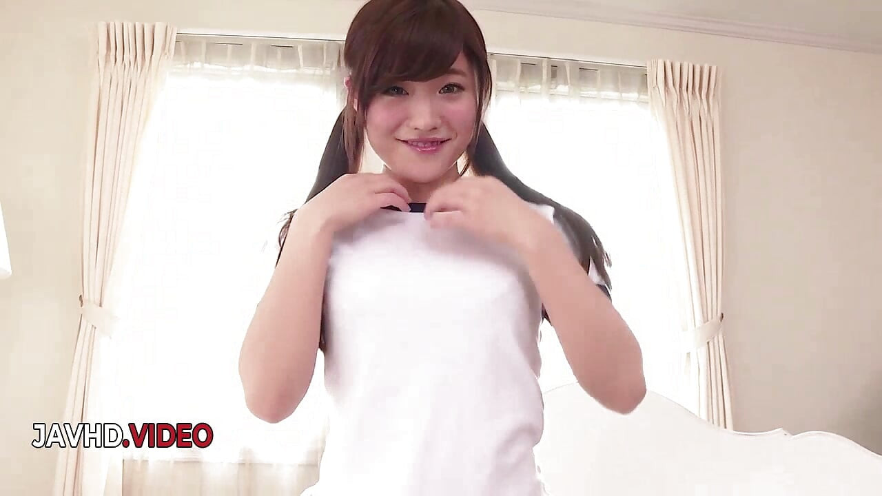 Ξυρισμένο μουνί Η Ασιάτισσα νεαρή Hina γίνεται σκληροπυρηνική, μεγεθύνεται ενθουσιασμένη, βογκάει παθιασμένη νεαρή που γαμιέται