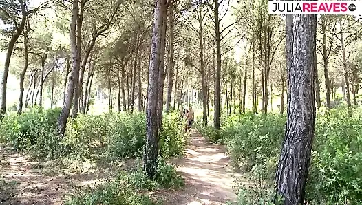 Uçurumlarda ve ormanda üçlü seks