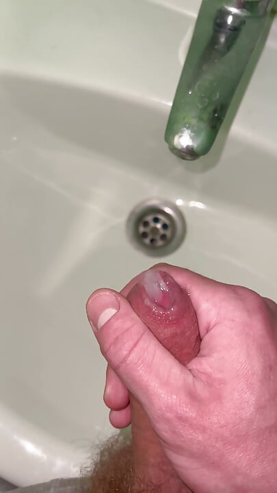 Αυνανισμός στο μπάνιο