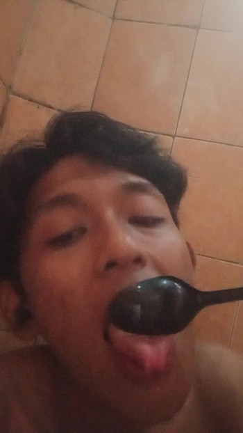 Calon banci suka telan sperma
