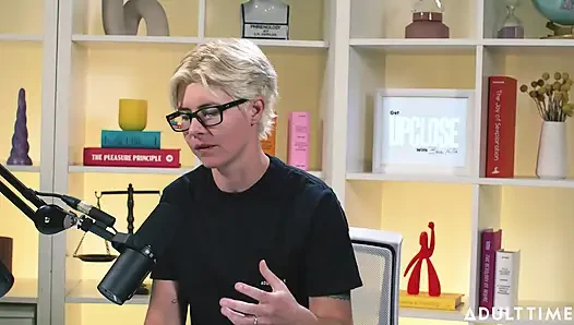 Khloe Kingsley Squirtet vor der Kamera & rote Flaggen | der Erwachsenenzeit-Podcast