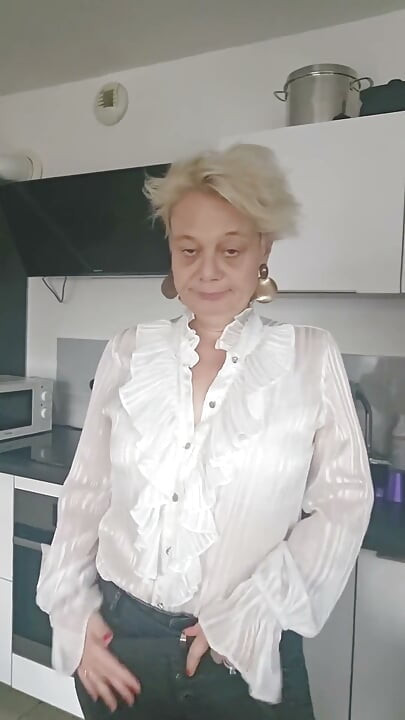 Eu Queria Ser Levado; Brinco Com Meu Dildo Imaginando Que É Seu Pau.