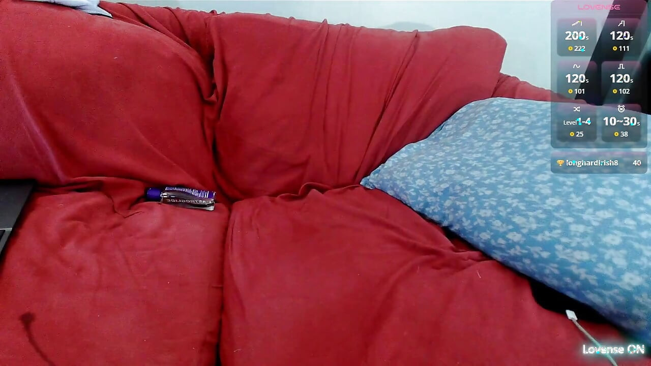Ejaculând pentru fanii mei pe stream