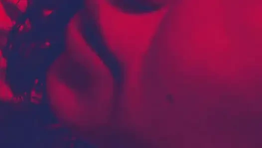 Komşumu kıçından seviyorum