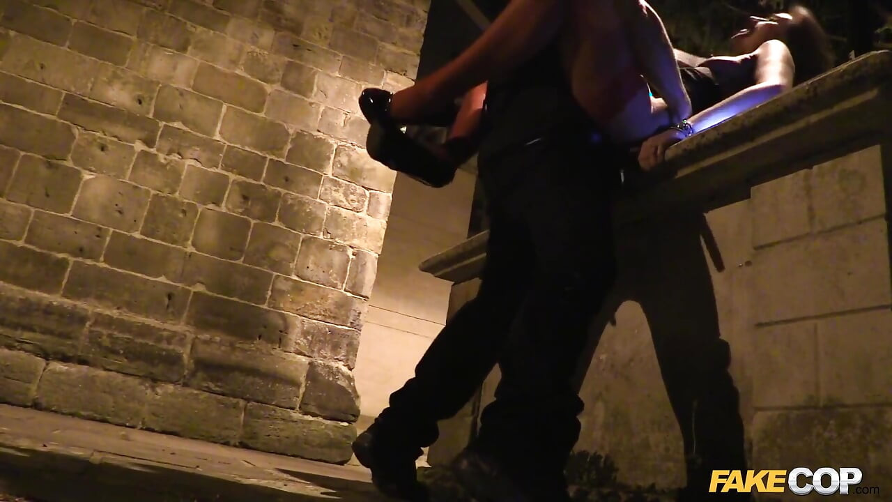 Fake Cop - Halloween Anal Sex Special