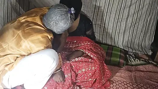 Pasangan yang baru menikah berhubungan seks pasutri dan momen panas