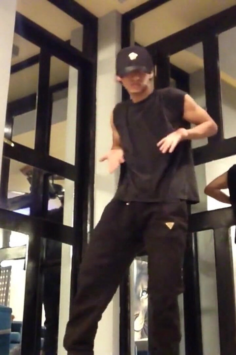 Hot Straight Guy Dance for Me Before Getting a Blowjob