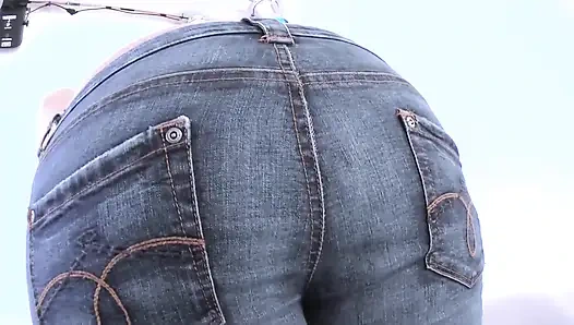 Hot and chubby big ass brunette in sexy black stockings fingers her pussy and plays with a dildo