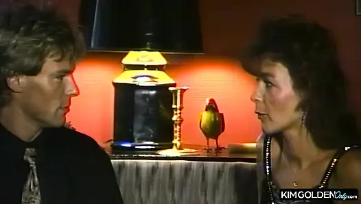 Heisser Blowjob in der Lounge