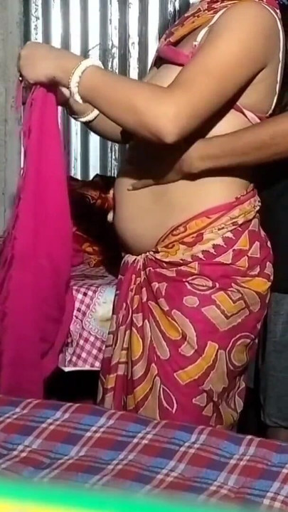 Must-share moment from "Boudi ko raat ko ghormain ghush ke chudai"