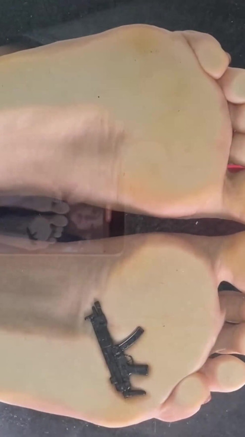 Giantess Goddess Trampling Floorview