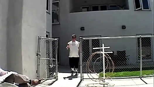 Двойное проникновение и камшот в рот для молодой рыжей девушки