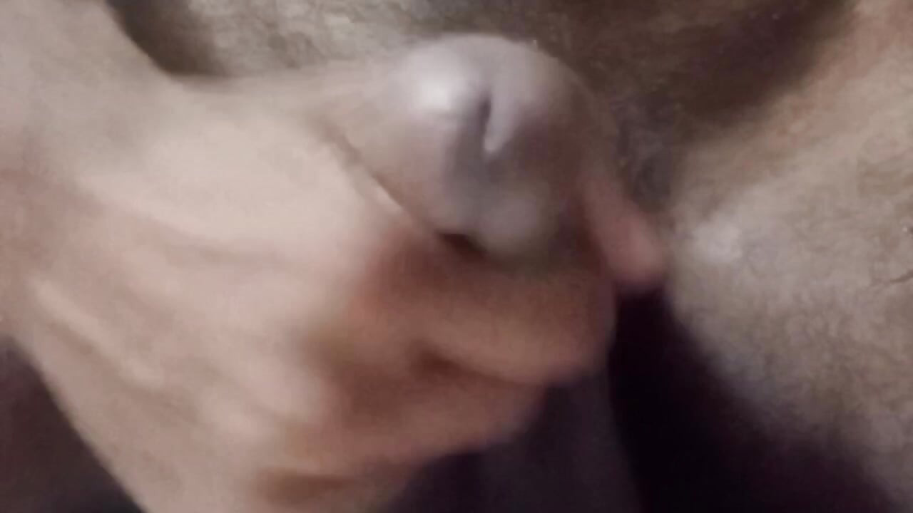 Female cousin wants to show my masturbation video