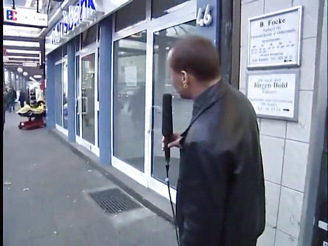 German amateur lady at outdoors interview