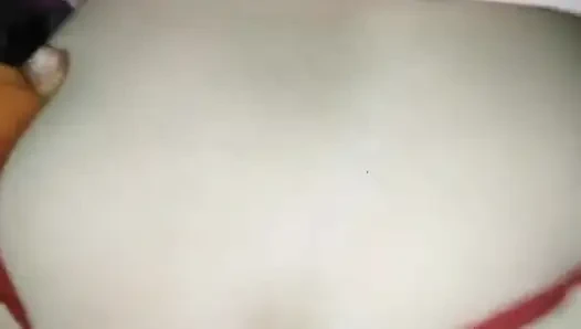 Kışın zengin afallarken sikişiyorum, öksürüğüm dinlenirken